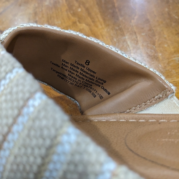 Tan Platform Sandals (Size 8) - Picture 3 of 3